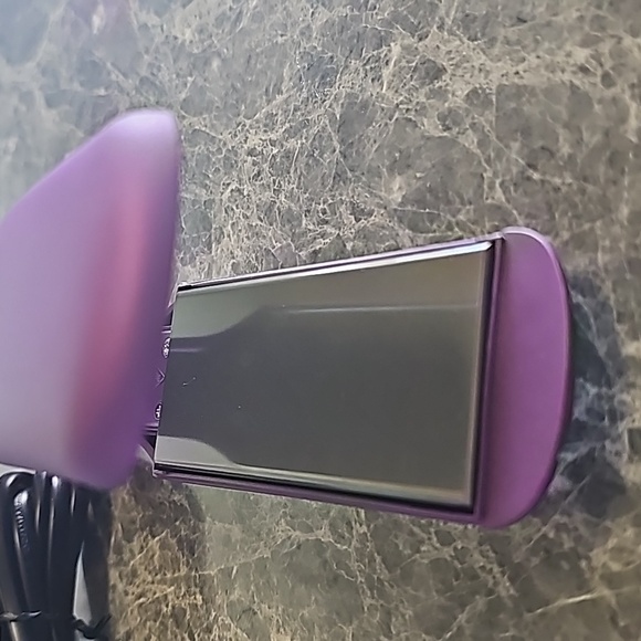 WAVYTALK Flat Iron 100% Pure Titanium Plates - Picture 9 of 9